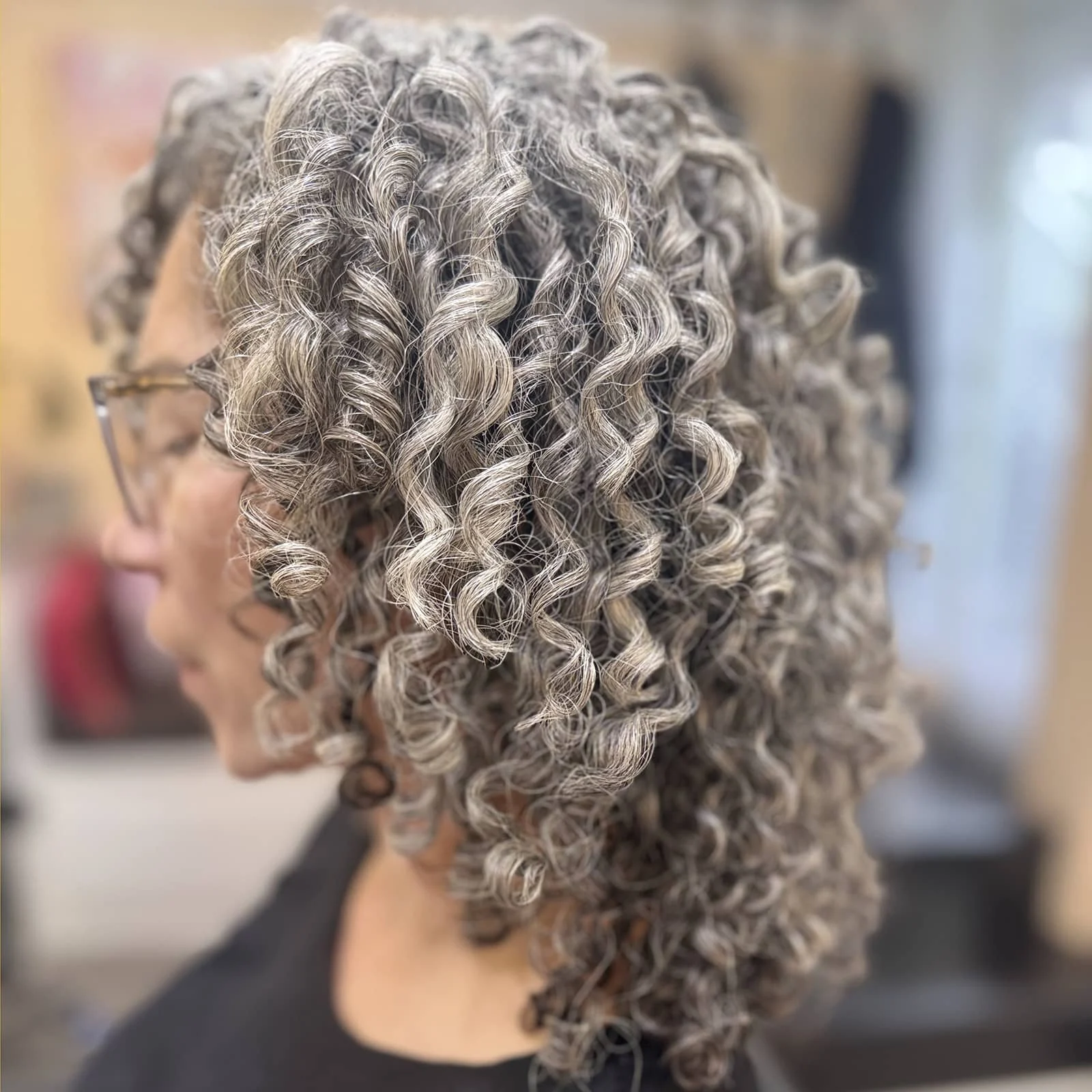 jessica-earle-curls-hair